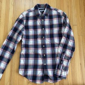 Banana Republic Men's Grant Fit Plaid Shirt - Navy and Burgundy